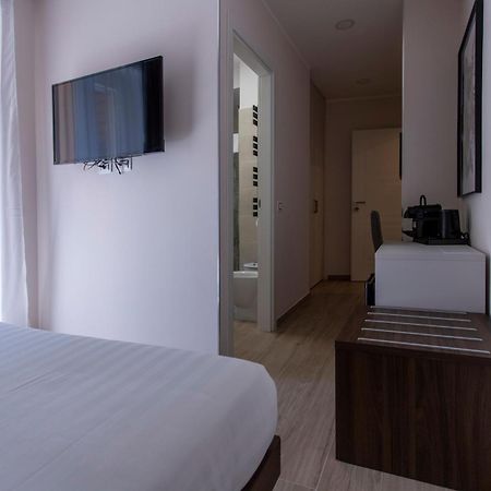 Mama Guest House Ciampino Bagian luar foto