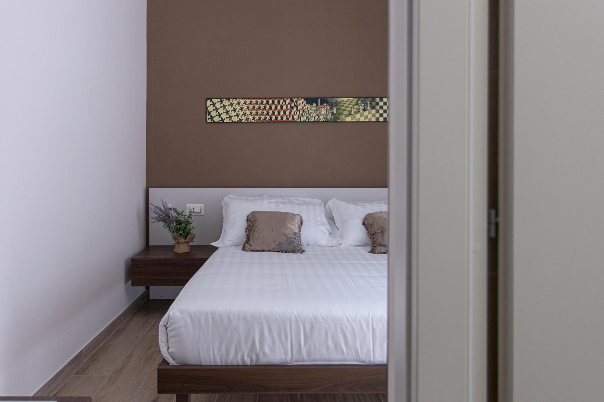 Mama Guest House Ciampino Bagian luar foto