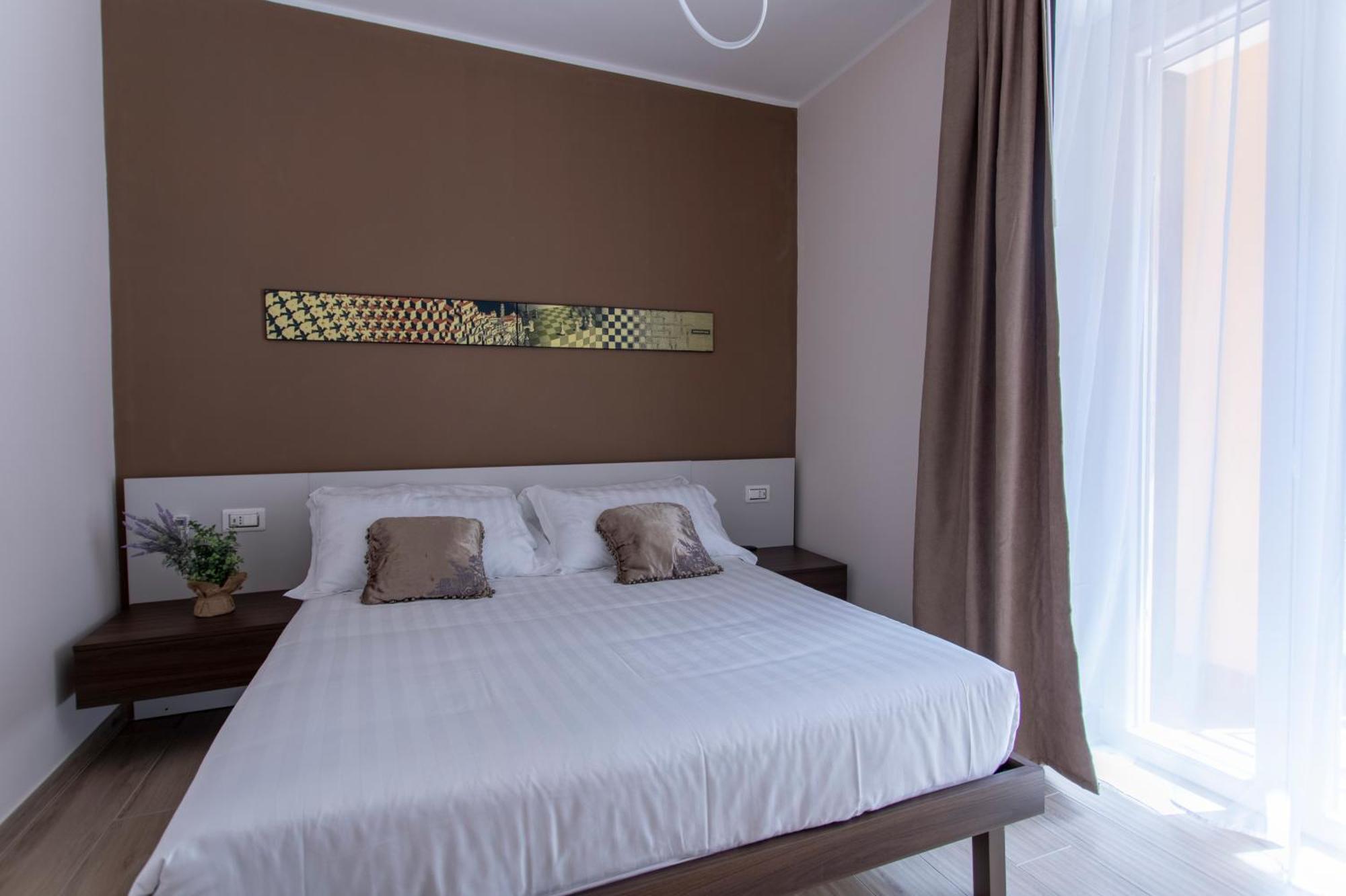 Mama Guest House Ciampino Bagian luar foto